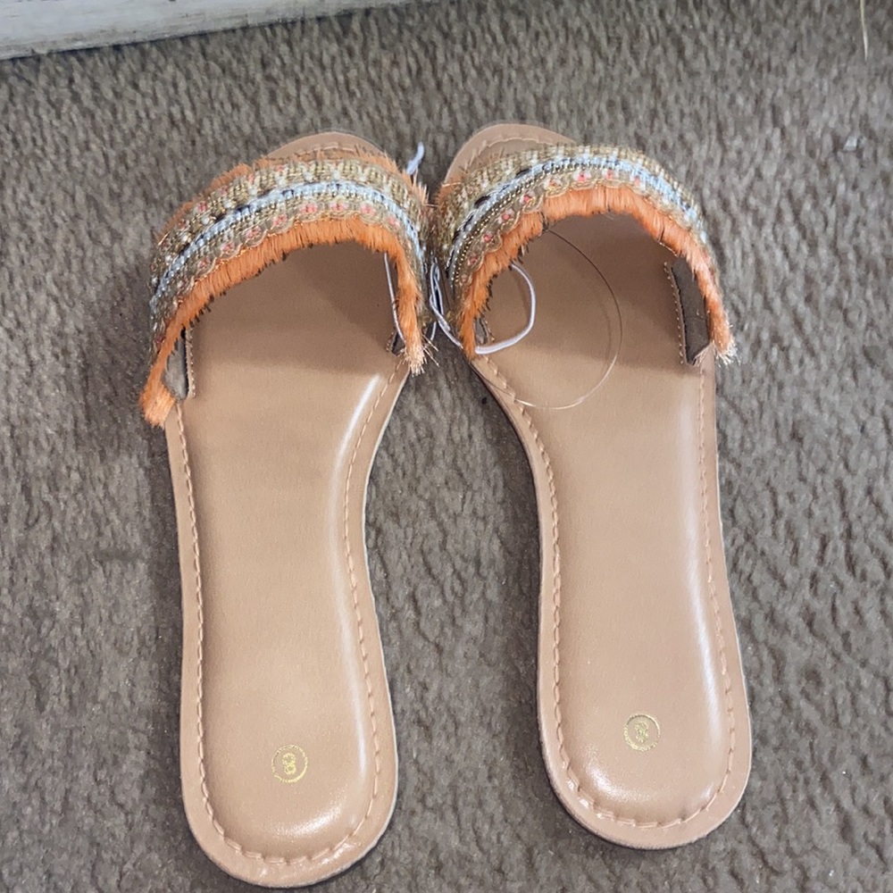 Sandals - Picture 2 of 3